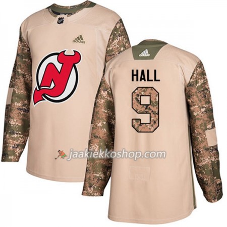 Miehille NHL New Jersey Devils Pelipaita Taylor Hall 9 Adidas 2017-2018 Camo Veterans Day Practice Authentic Miehille NHL New Jersey Devils Pelipaita Taylor Hall 9 Adidas 2017-2018 Camo Veterans Day Practice Authentic
